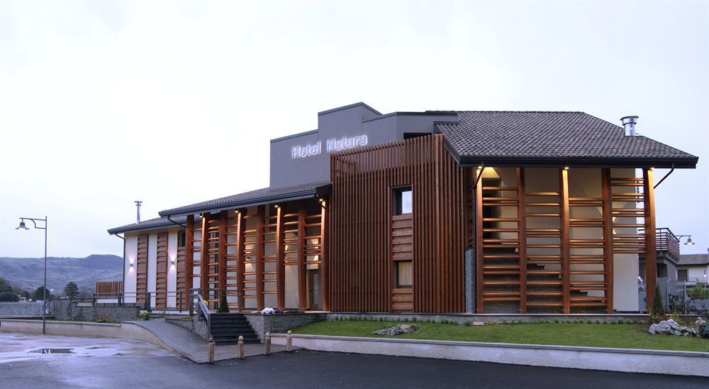 Hotel Natura Castel Di Sangro Exterior foto